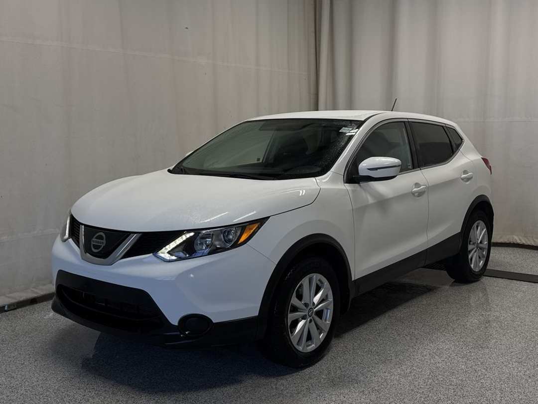 2019 Nissan Qashqai S - Image 2