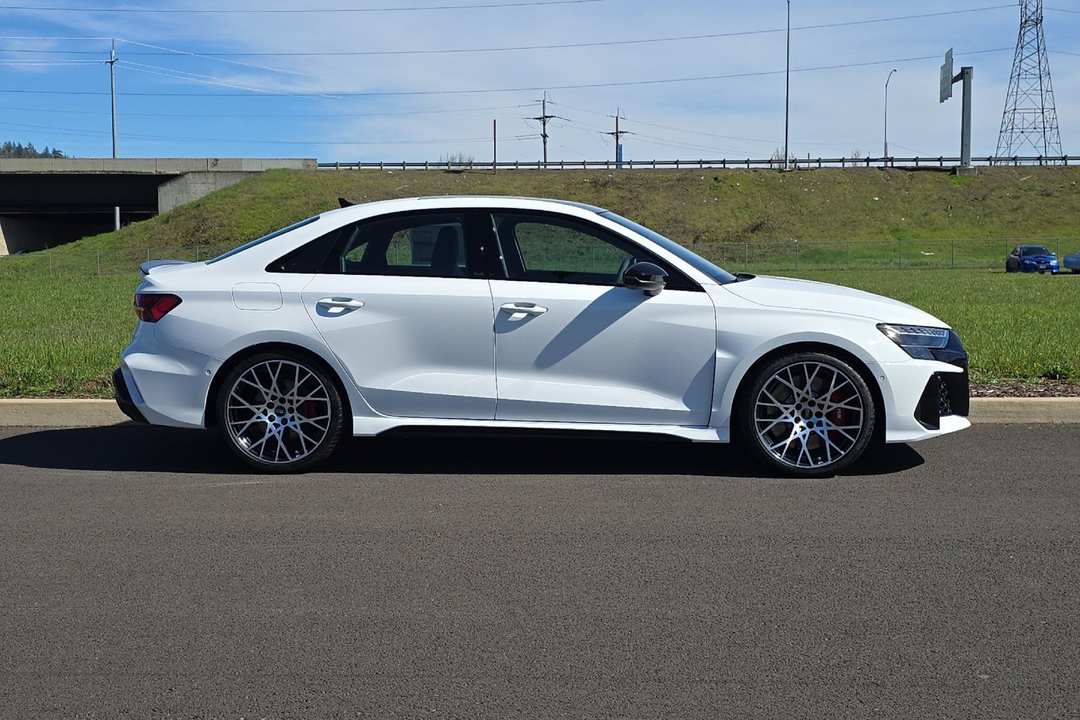 2026 Audi Rs 3 2.5T - Image 2