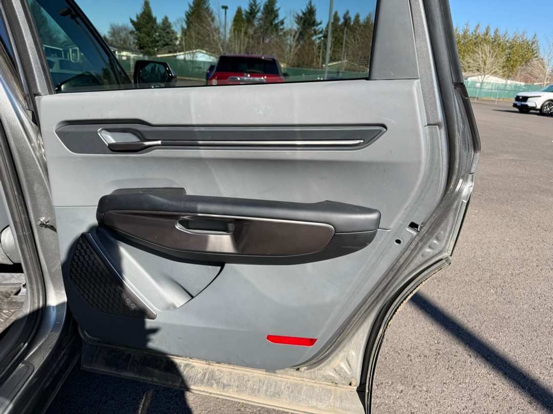 2024 Kia Ev9 Light Long Range - Image 24