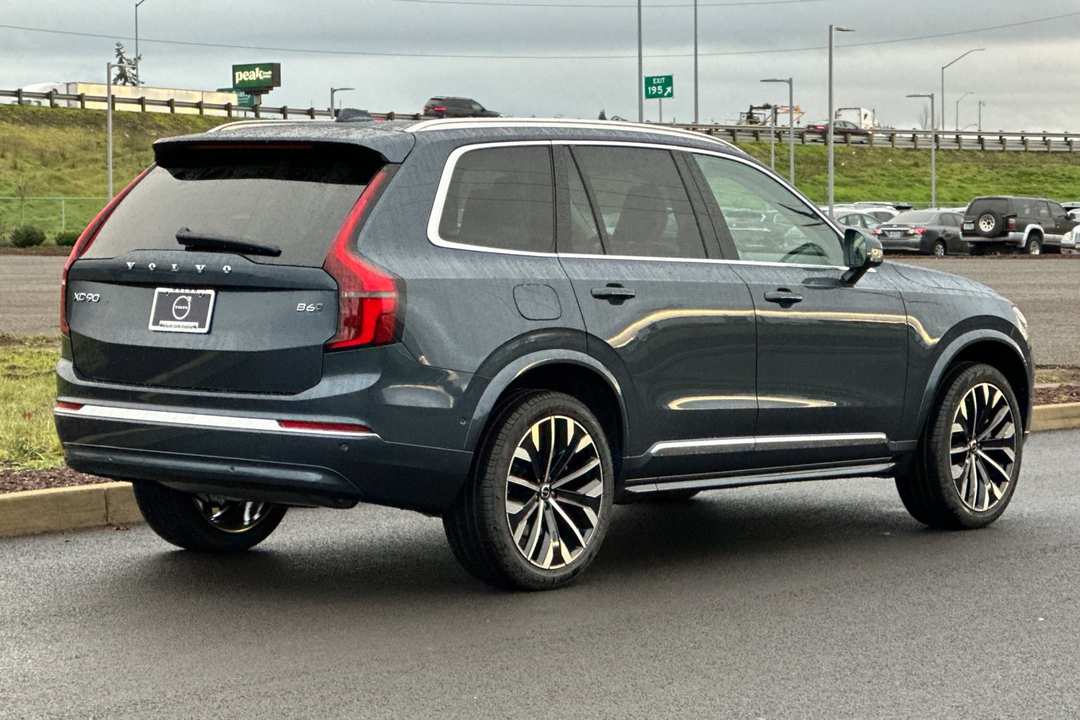 2026 Volvo Xc90 B6 Ultra - Image 3