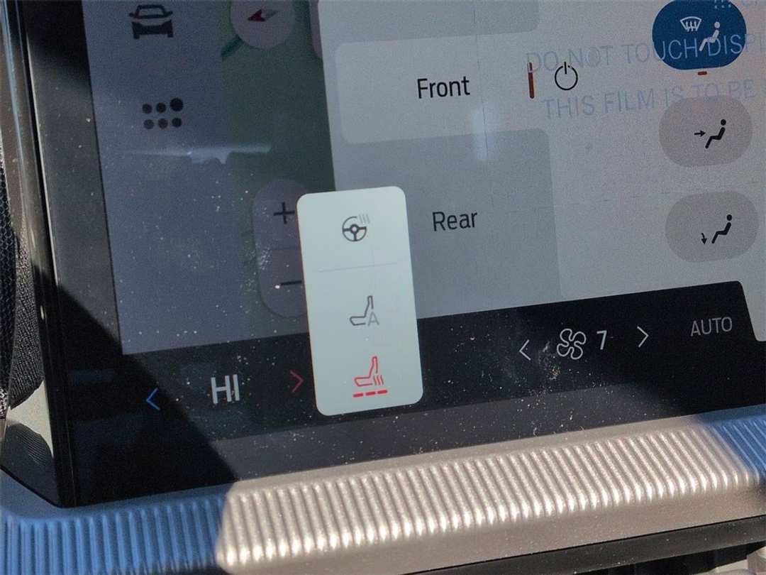 2026 Ford Explorer STLine - Image 22