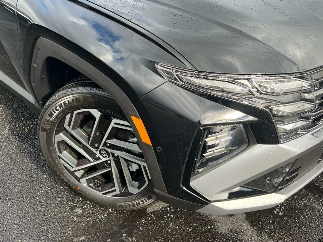 2026 Hyundai Tucson Limited - Image 2