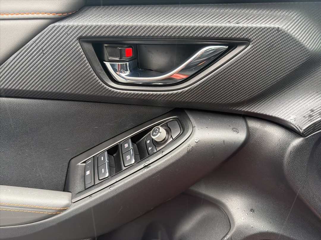 2025 Subaru Crosstrek Limited - Image 12