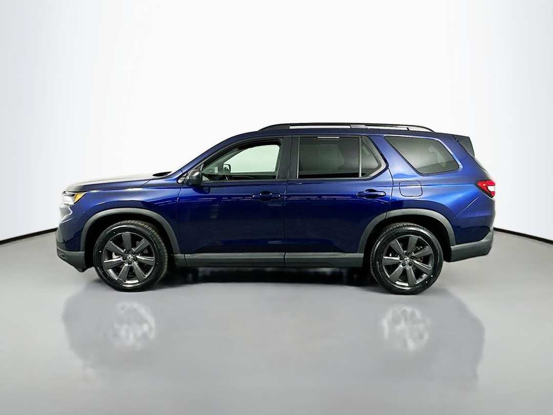 2024 Honda Pilot Sport - Image 5