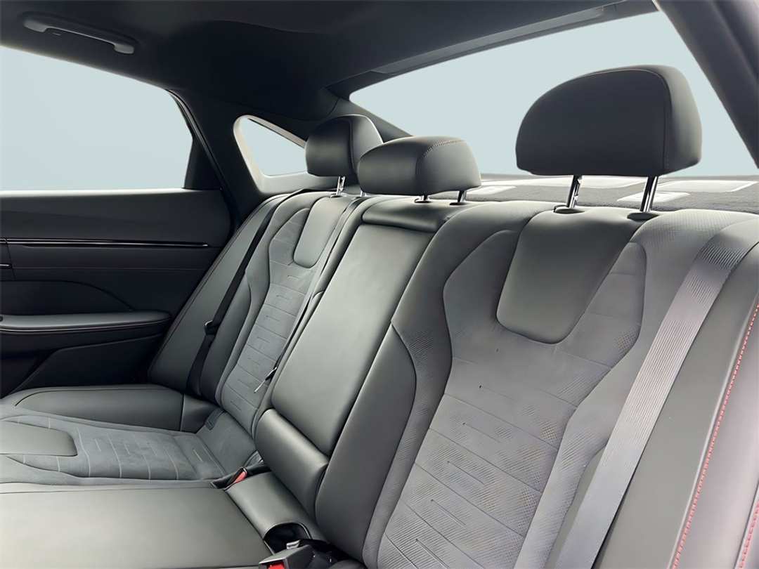 2025 Hyundai Sonata N Line - Image 28