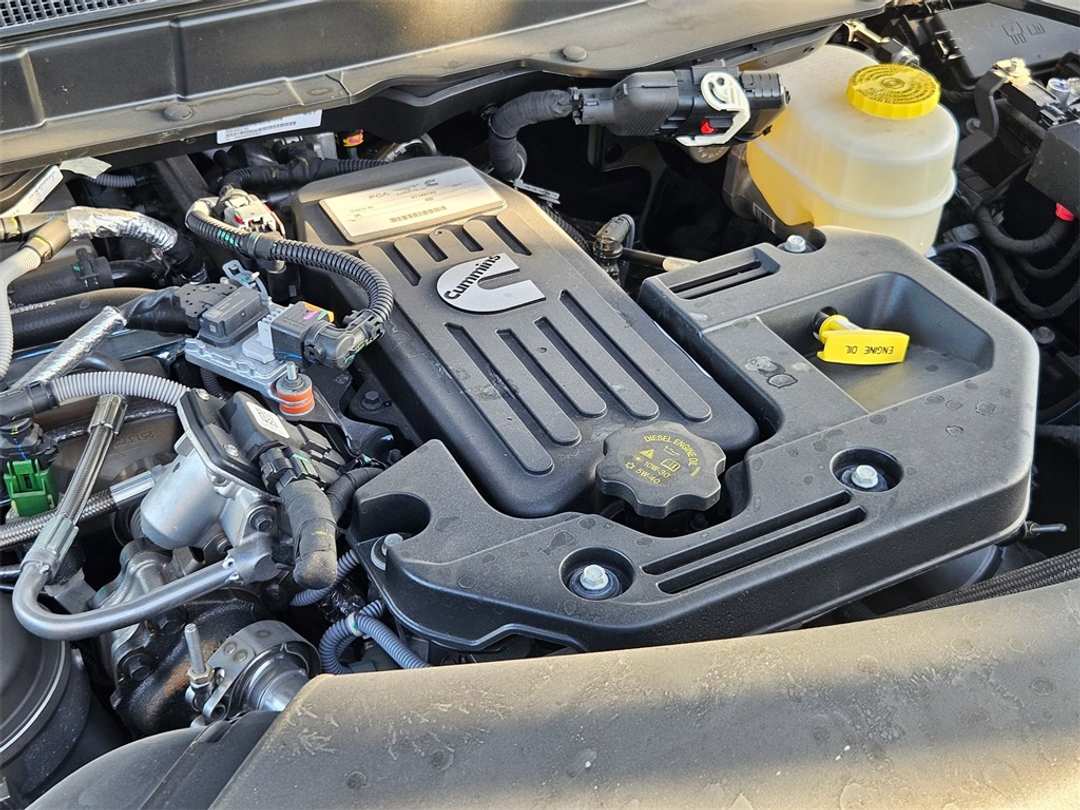 2026 Ram 2500 Laramie - Image 42