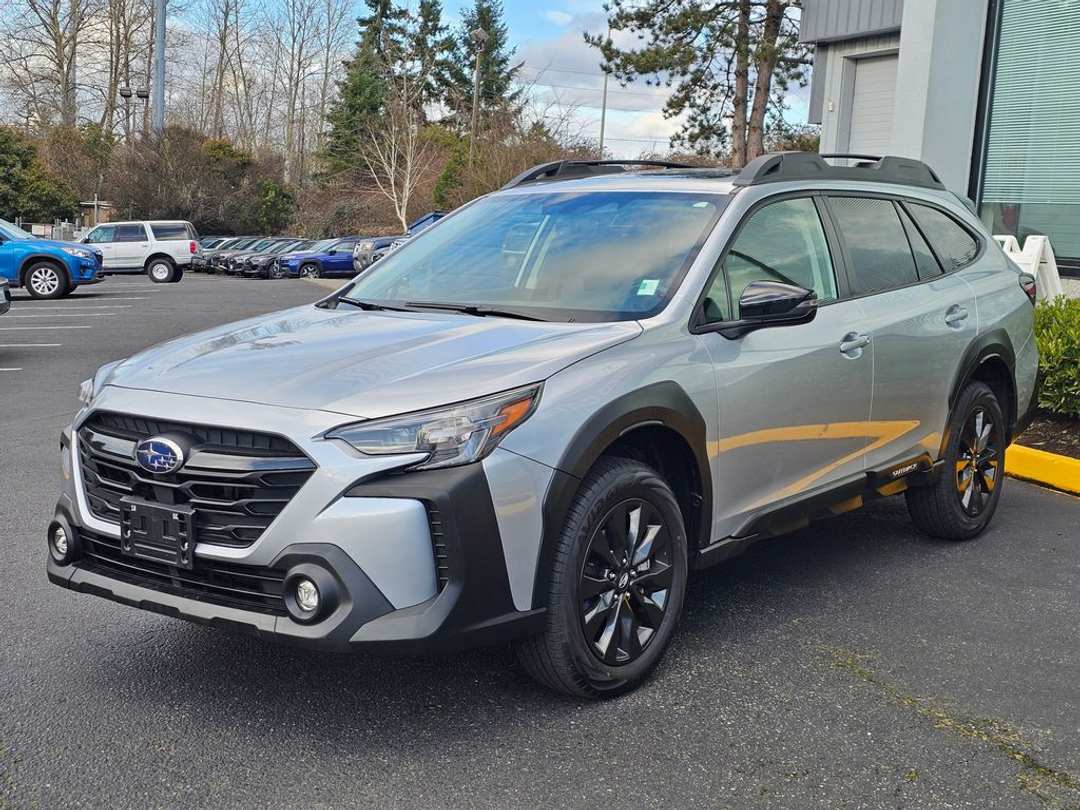 2023 Subaru Outback Onyx Edition - Image 3