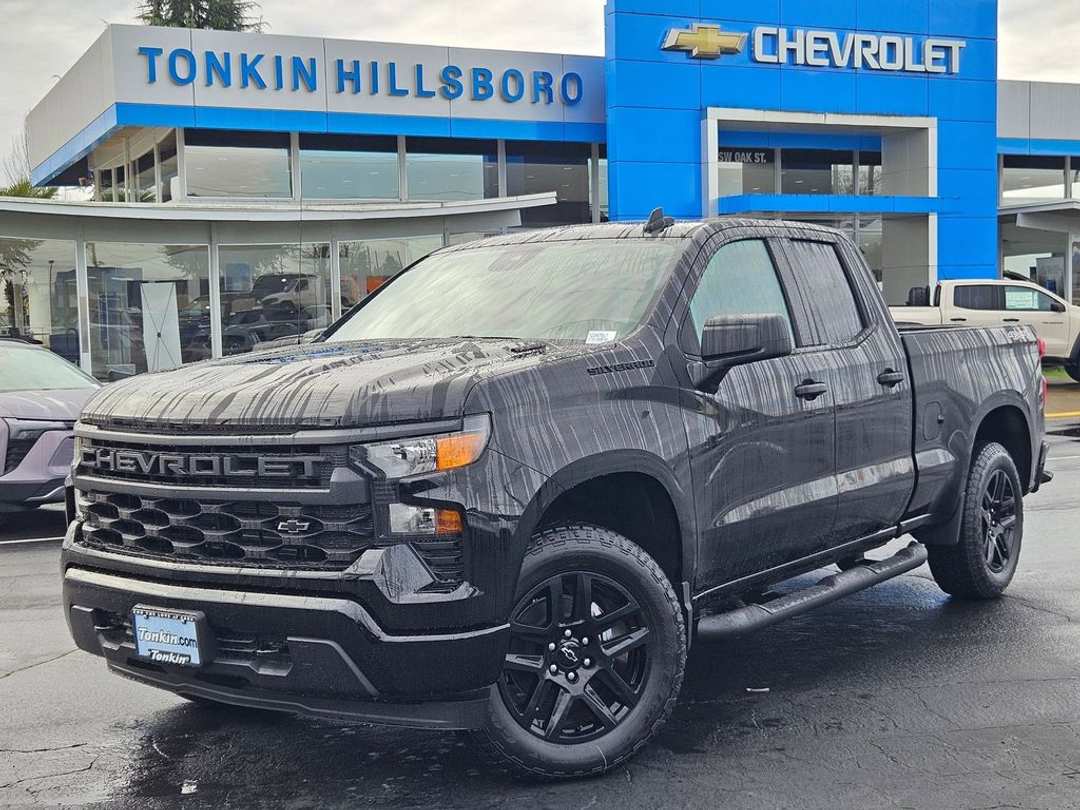 2026 Chevrolet Silverado 1500 Custom - Image 2