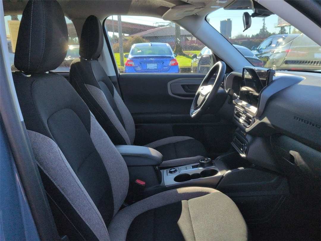 2025 Ford Bronco Sport Big Bend - Image 28