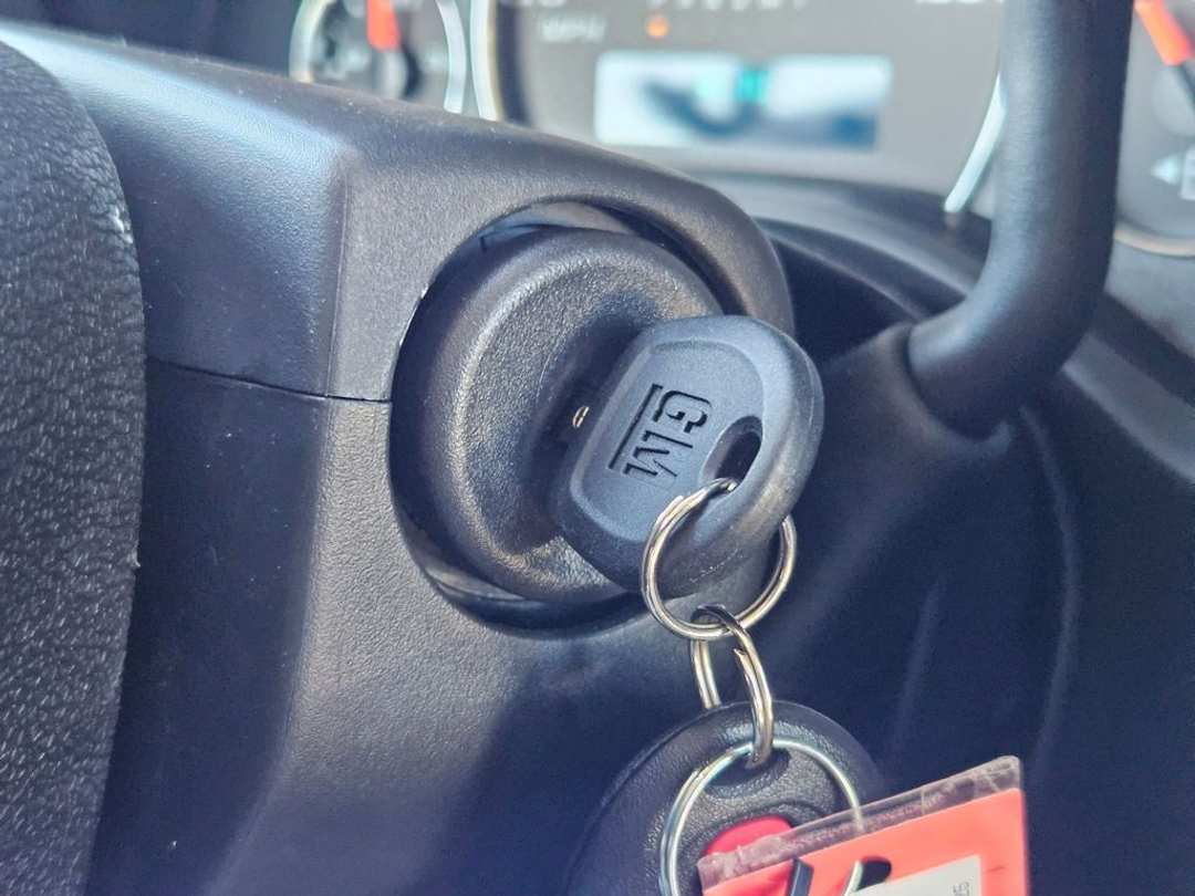 2025 Chevrolet Express 2500 Work - Image 17