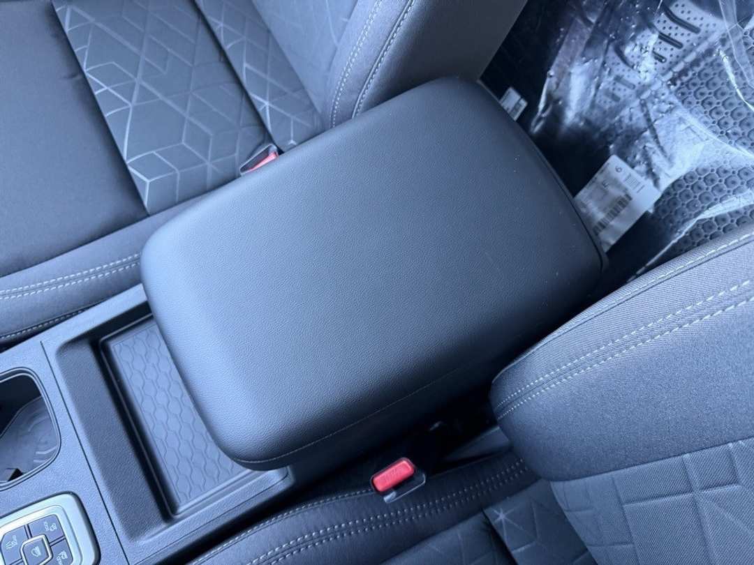 2026 Nissan Frontier SV - Image 24