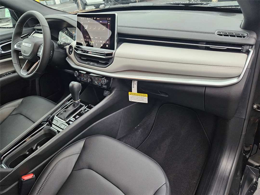 2026 Jeep Compass Limited - Image 36