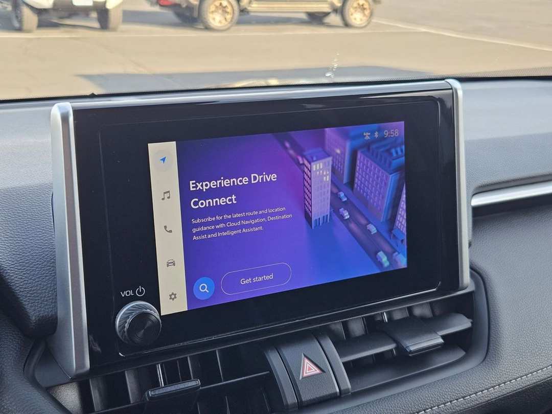 2024 Toyota Rav4 LE - Image 20