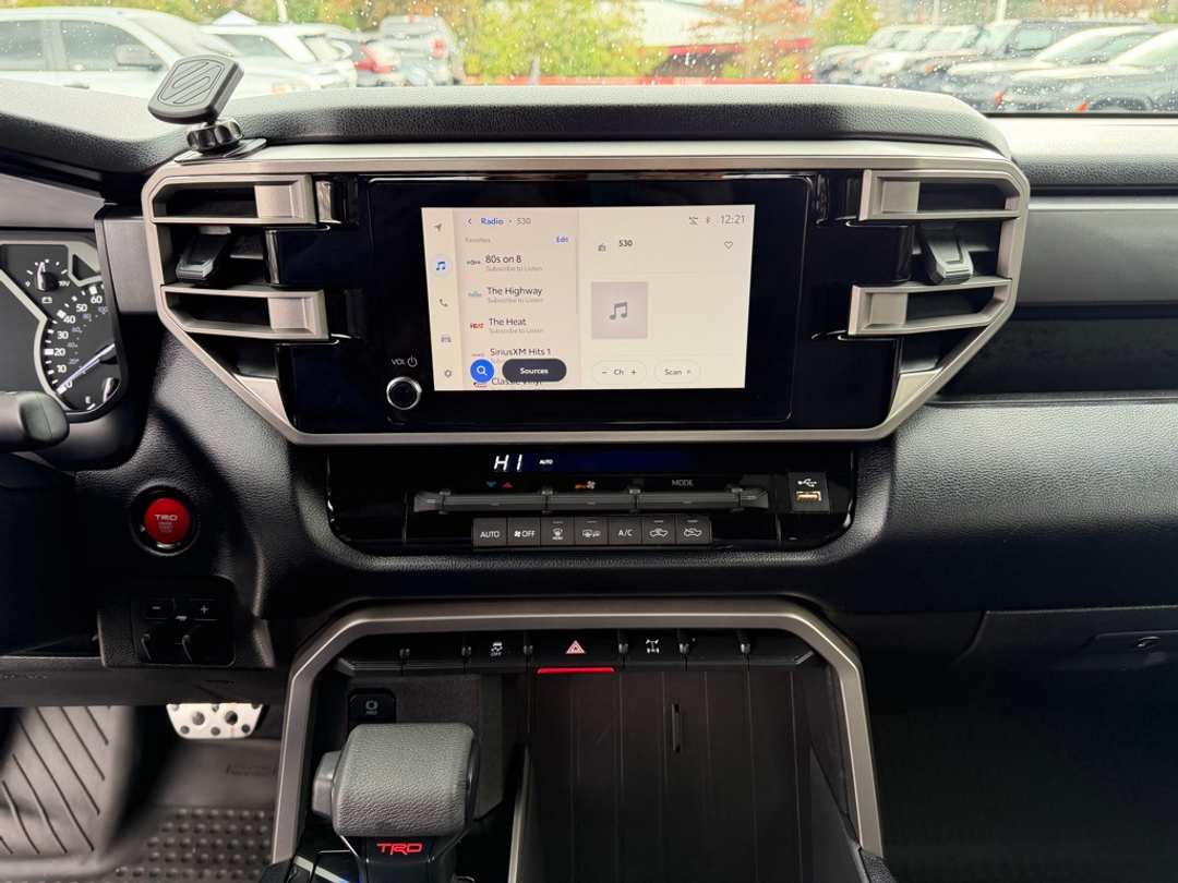 2025 Toyota Tundra SR5 - Image 21