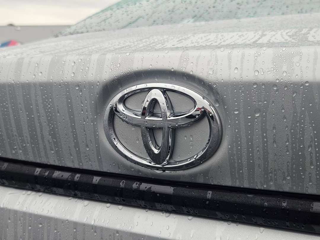 2025 Toyota Corolla LE - Image 29