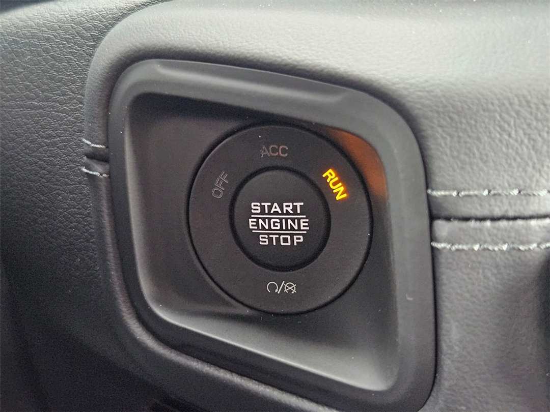 2026 Jeep Wrangler Rubicon - Image 17