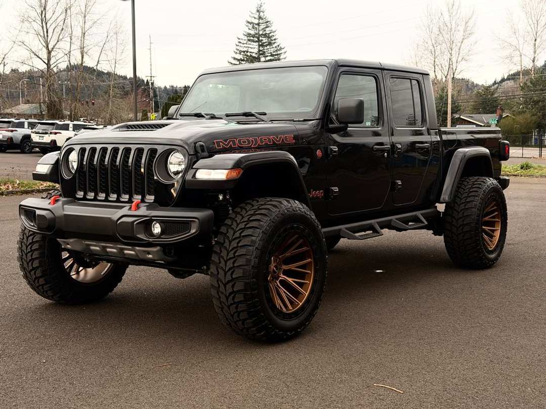 2021 Jeep Gladiator Mojave - Image 3