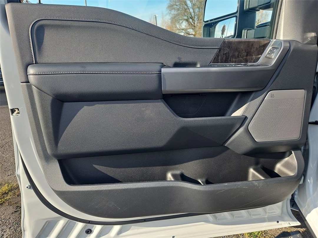 2026 Ford F-250Sd Lariat - Image 9