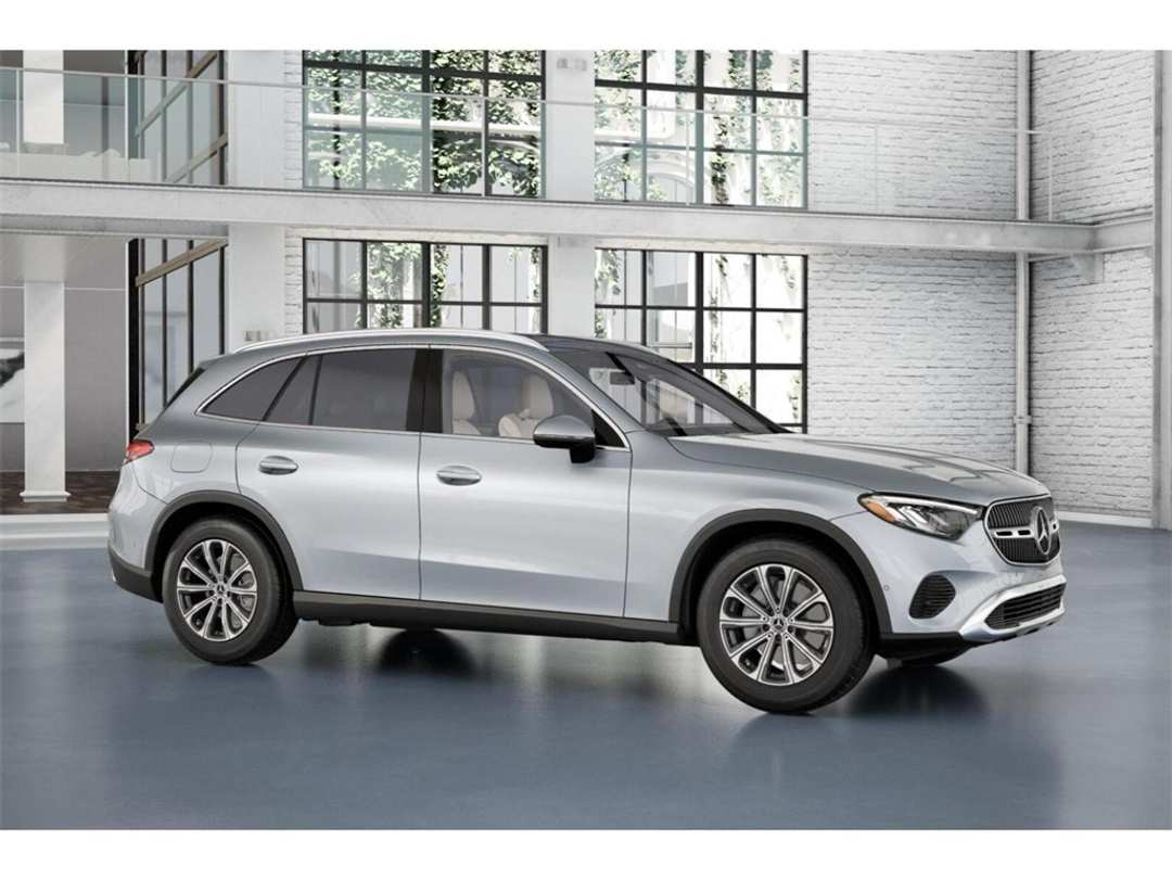 2025 Mercedes-Benz GLC GLC 300 - Image 13