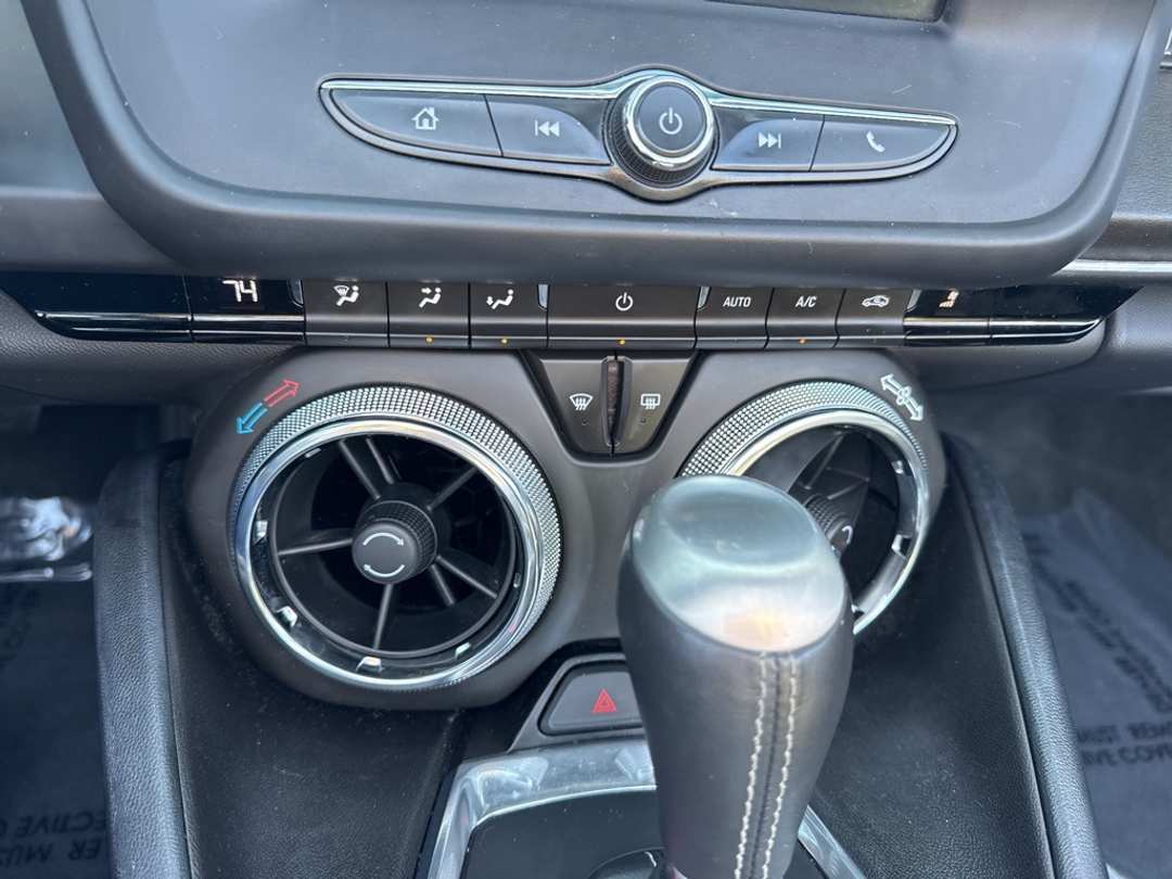 2016 Chevrolet Camaro 1LT - Image 27