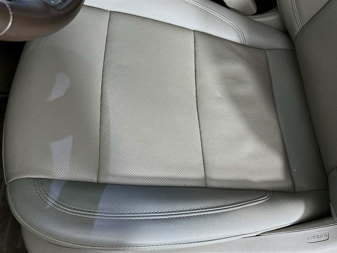 2022 Chevrolet Silverado 1500 LTZ - Image 21