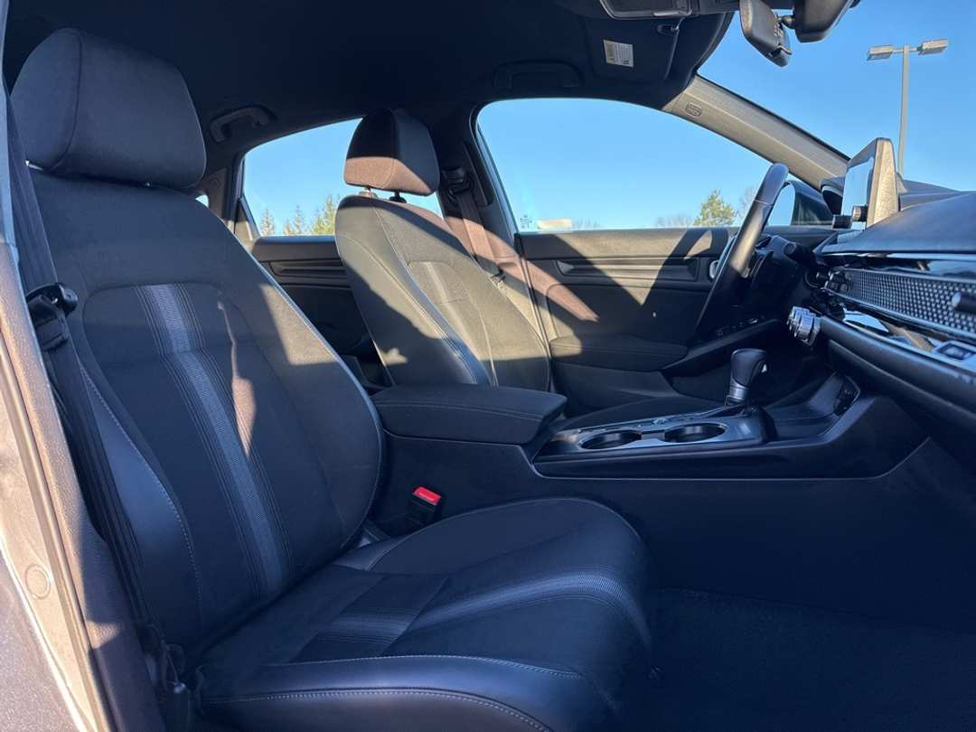 2024 Honda Civic Sport - Image 23