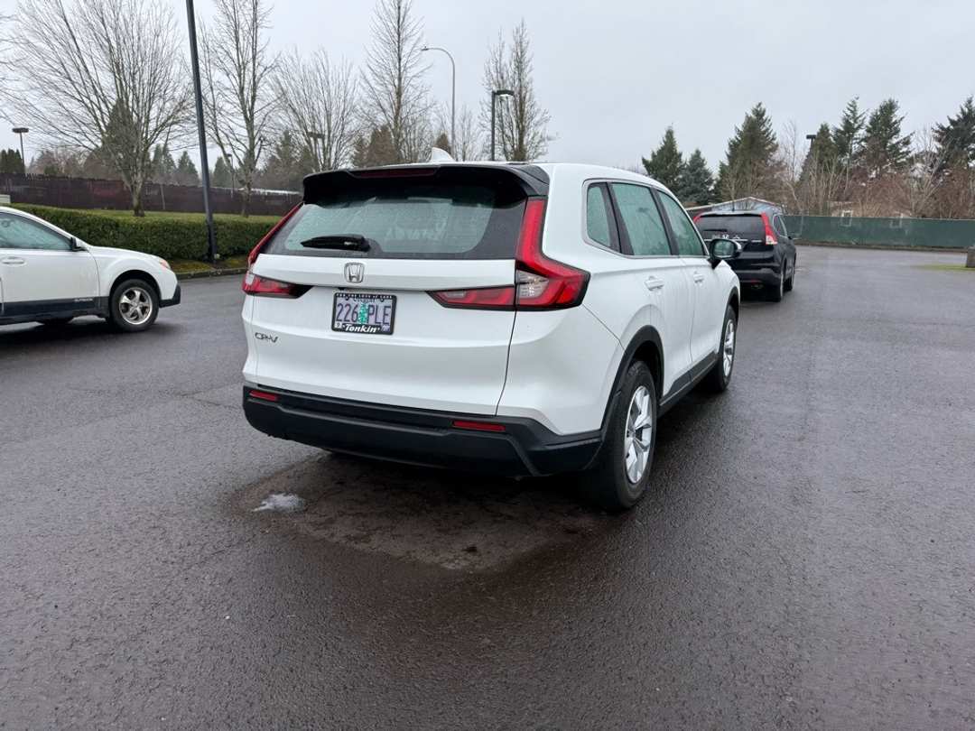 2024 Honda CR-V LX - Image 7