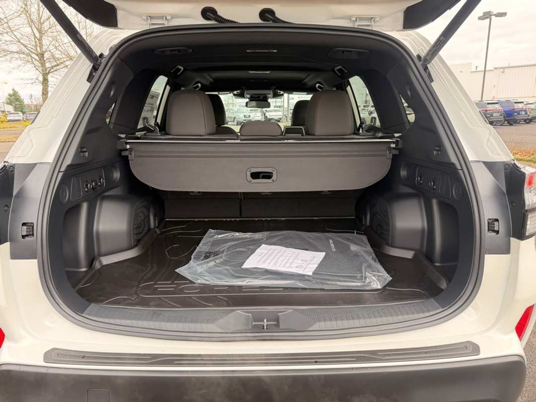 2026 Subaru Forester Premium - Image 19