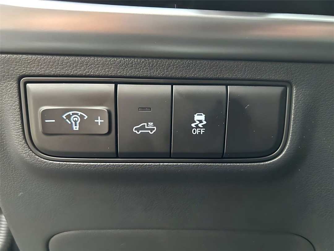 2026 Hyundai Santa Cruz SEL - Image 17