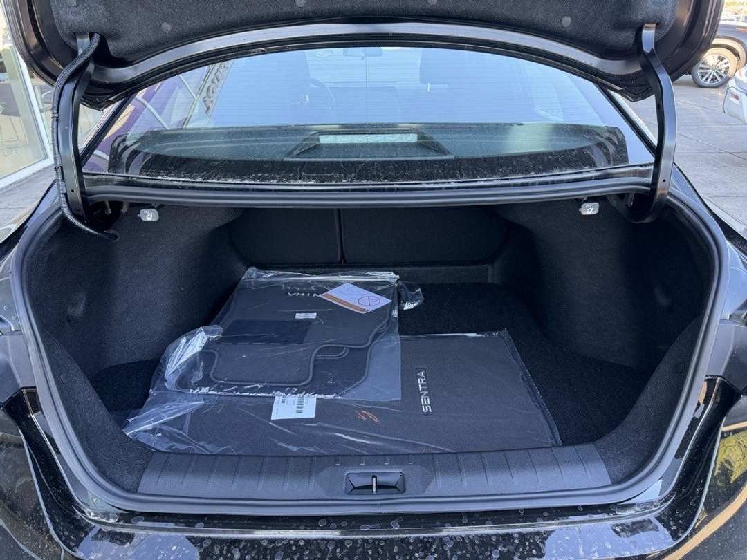 2026 Nissan Sentra SV - Image 10