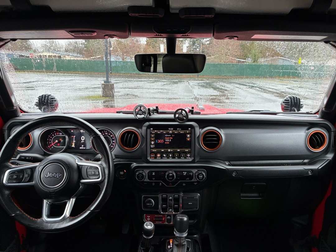 2022 Jeep Gladiator Mojave - Image 15