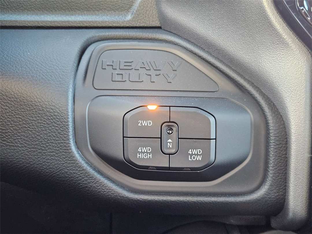 2026 Ram 2500 Laramie - Image 24