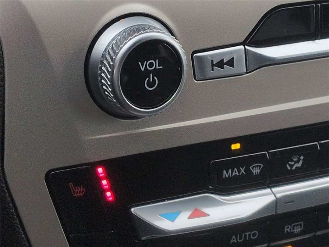 2022 Ford Explorer Timberline - Image 22