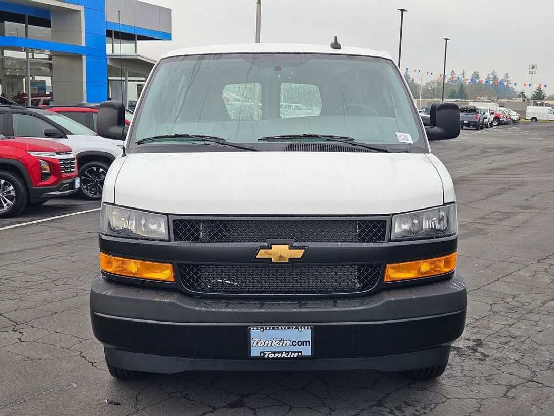 2025 Chevrolet Express 2500 Work - Image 9