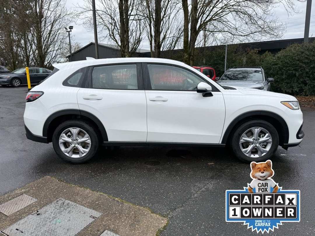 2025 Honda HR-V LX - Image 11