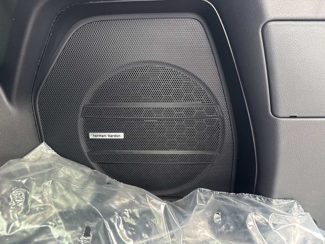 2025 Subaru Ascent Onyx Edition Touring - Image 26