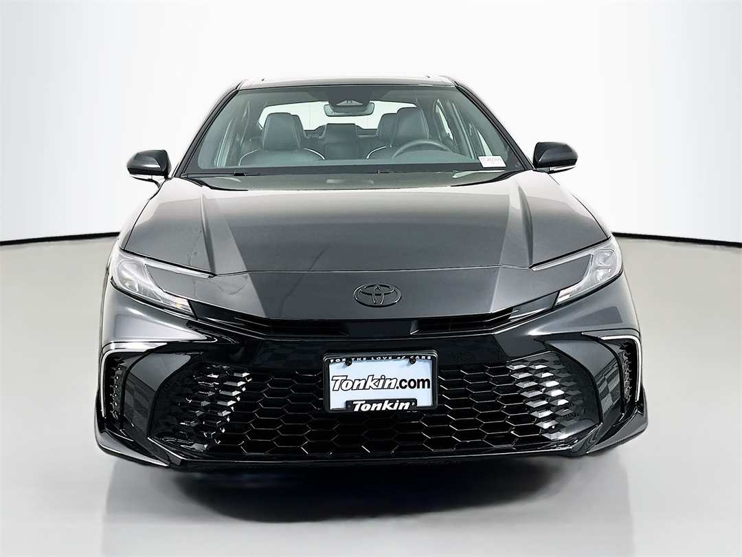 2026 Toyota Camry SE Nightshade - Image 2