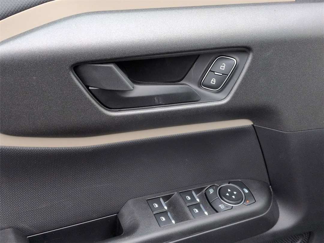 2025 Ford Bronco Sport Big Bend - Image 10