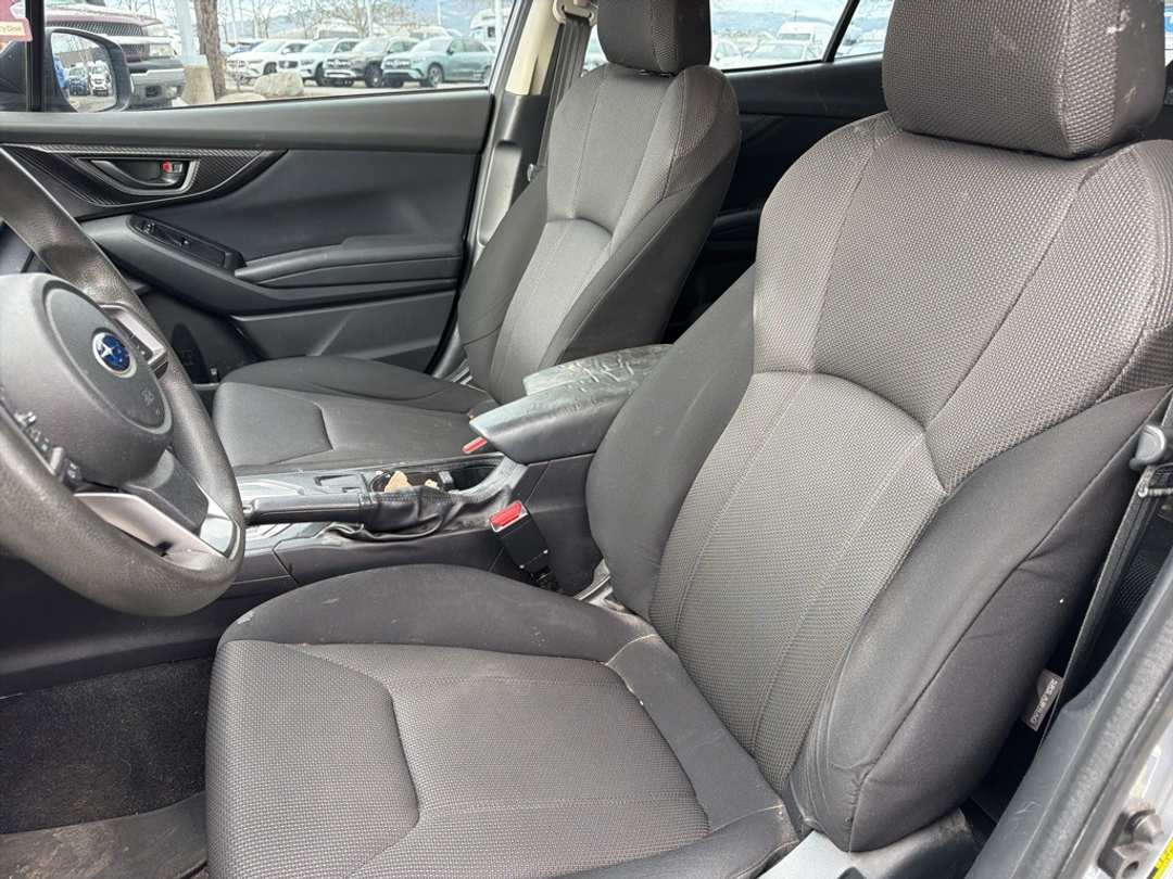 2019 Subaru Impreza 2.0i - Image 12