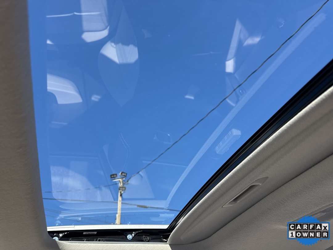 2025 Hyundai Venue SEL - Image 25