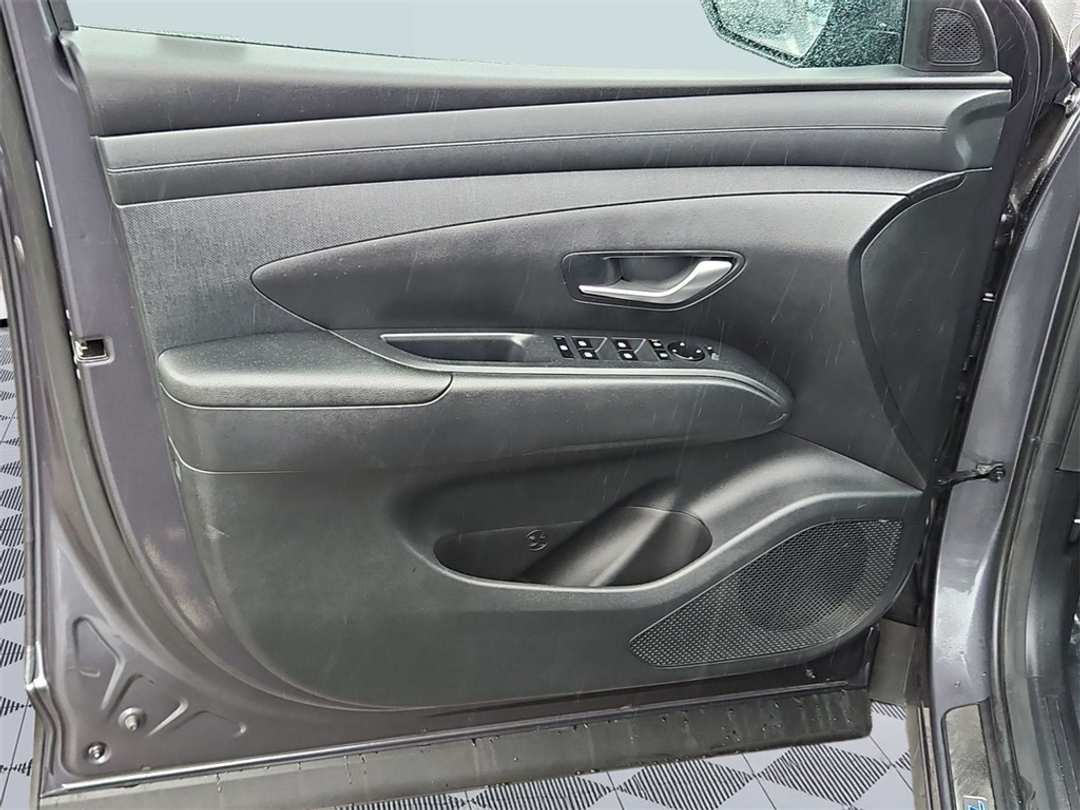 2025 Hyundai Tucson SEL Convenience - Image 10