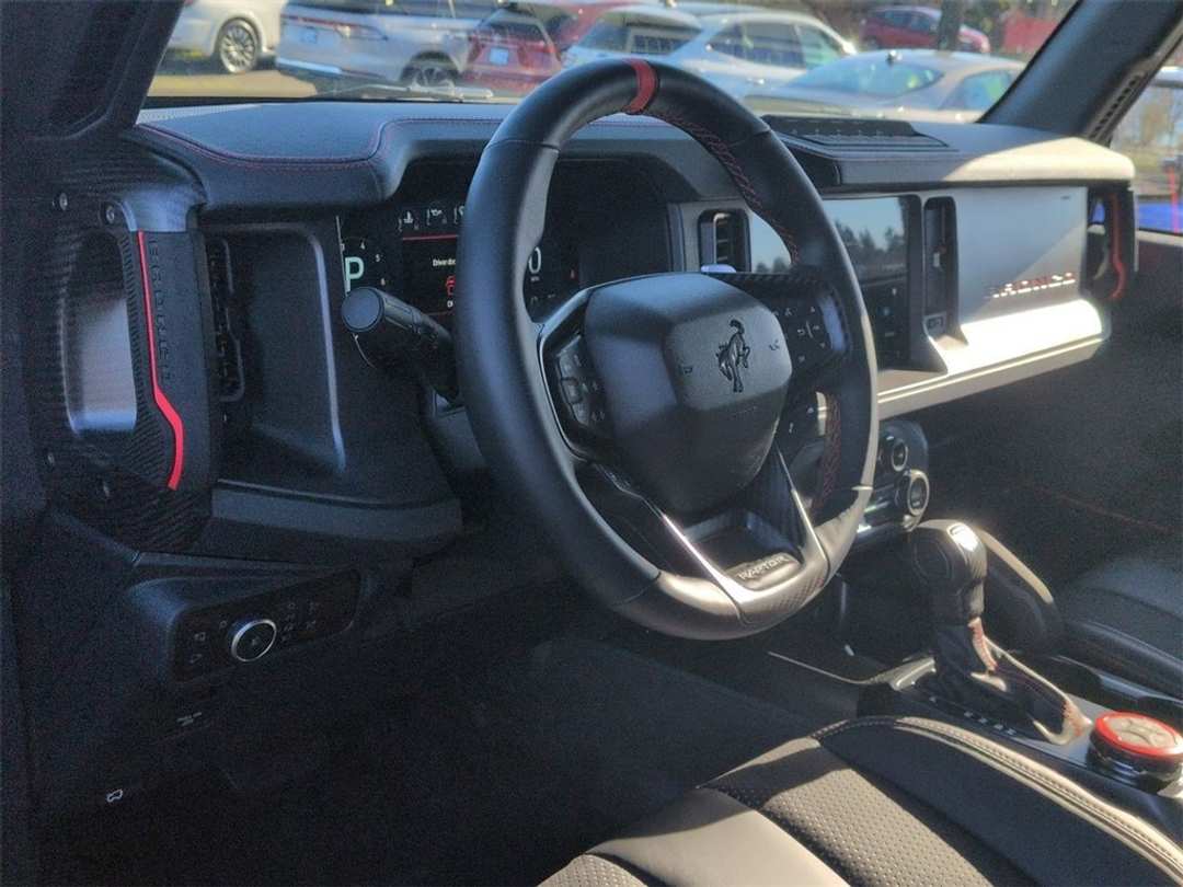 2025 Ford Bronco Raptor - Image 11