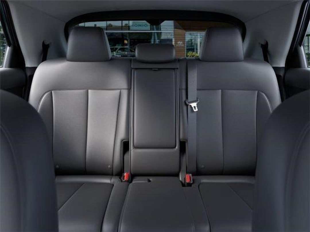 2026 Hyundai Ioniq 5 SEL - Image 12