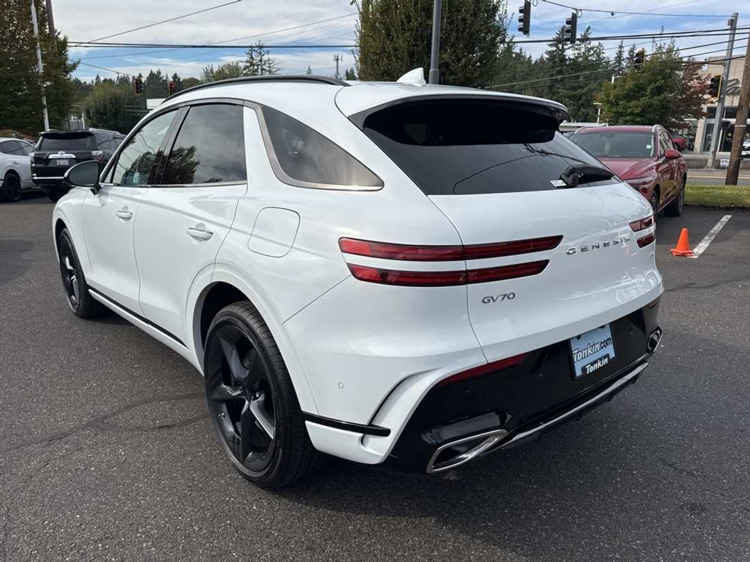 2026 Genesis Gv70 2.5T Sport Prestige - Image 5