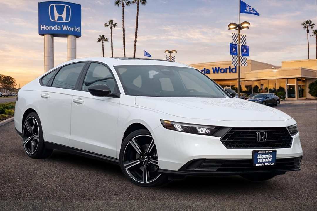 2026 Honda Accord Sport - Image 2