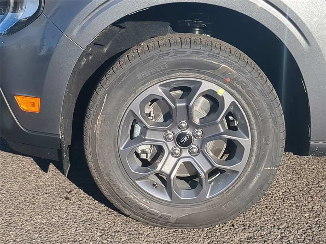 2025 Ford Maverick XLT - Image 31