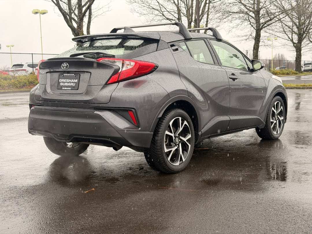 2019 Toyota C-Hr XLE - Image 7