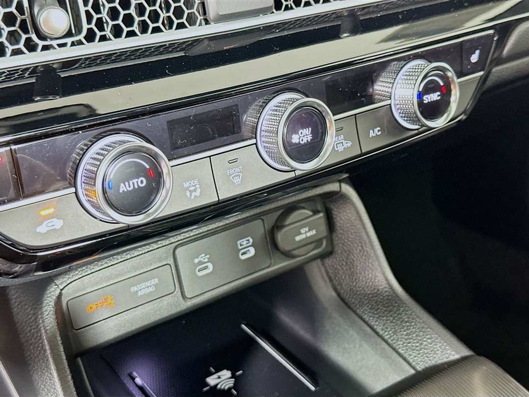 2026 Honda Civic Sport Touring - Image 16