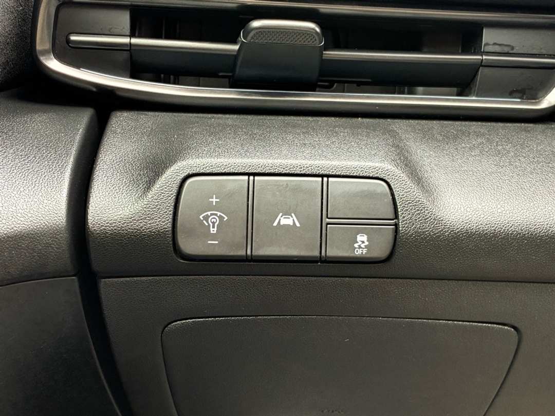 2023 Hyundai Elantra N Base - Image 20