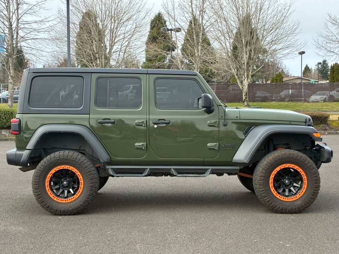 2021 Jeep Wrangler Unlimited Willys - Image 8